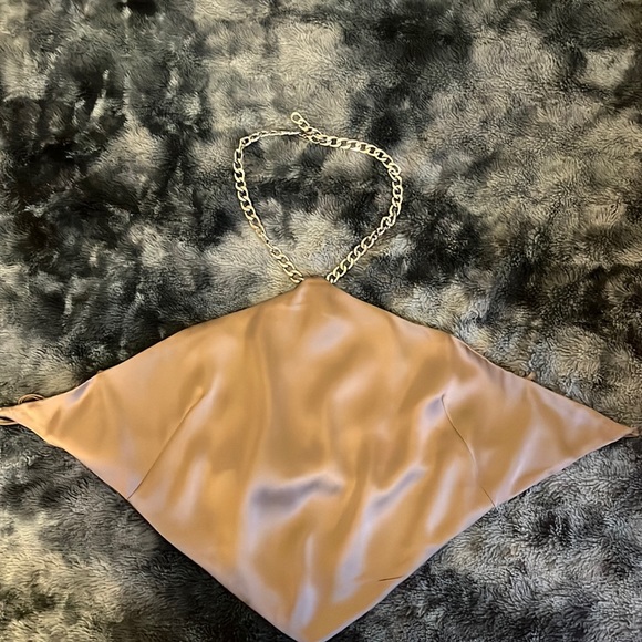 super cute never worn before bandana style top with chain halter neck. - Picture 2 of 3